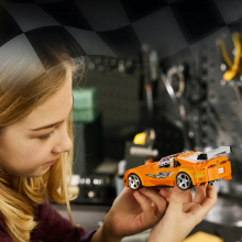                             LEGO® Speed Champions 77260 Rychle a zběsile Toyota Supra MK4                        